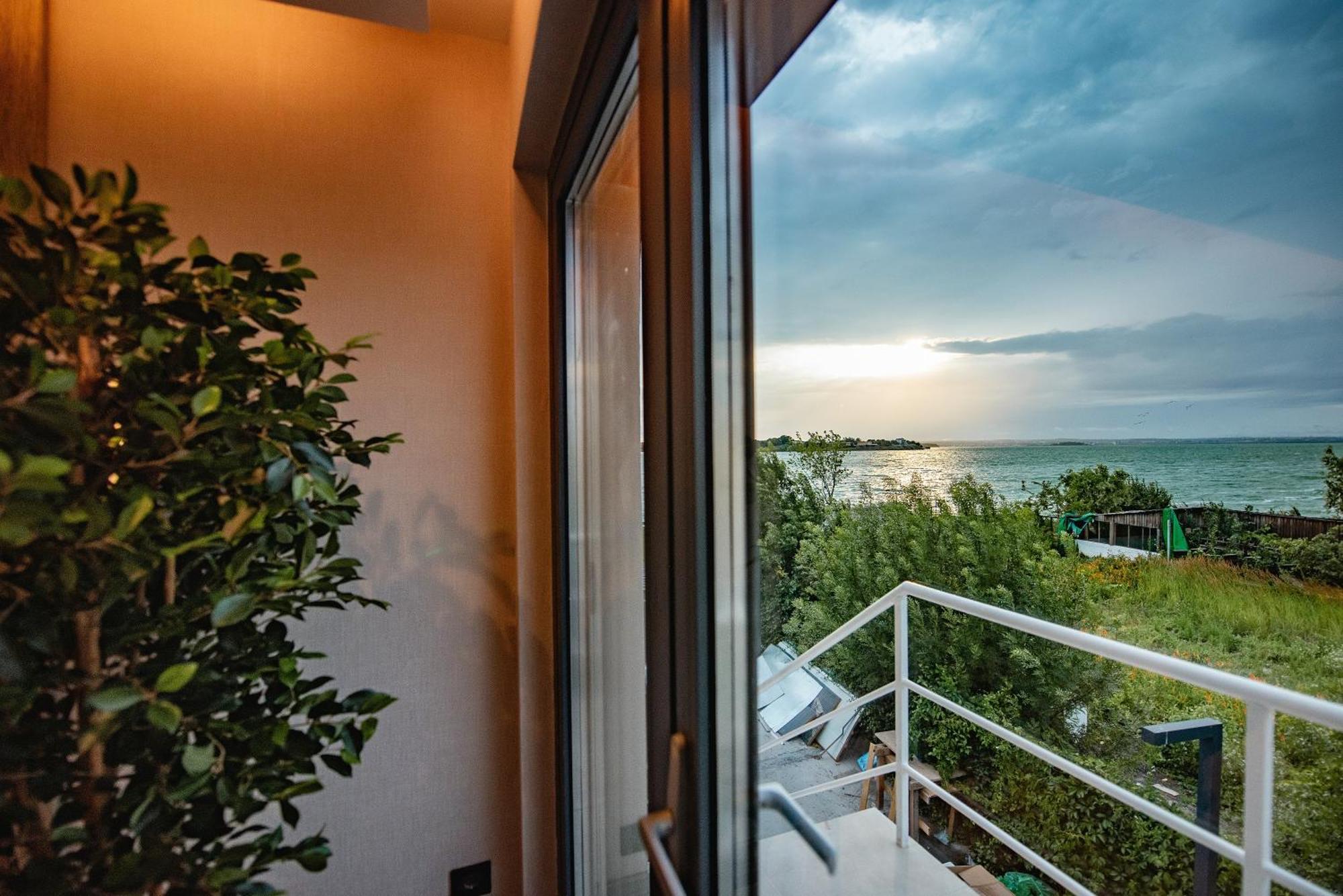 Belinda Hotel Mamaia Adults Only Exterior photo