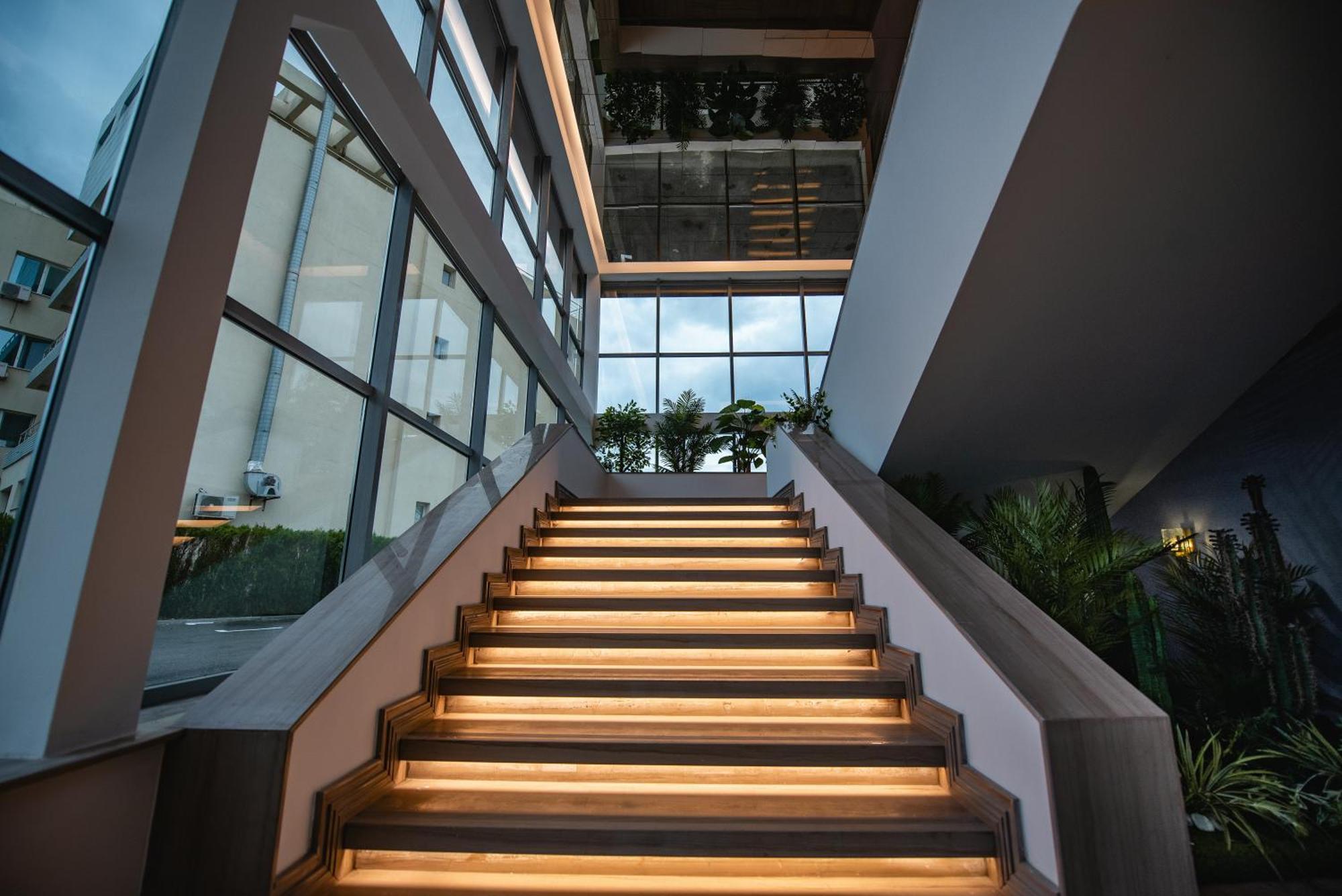 Belinda Hotel Mamaia Adults Only Exterior photo
